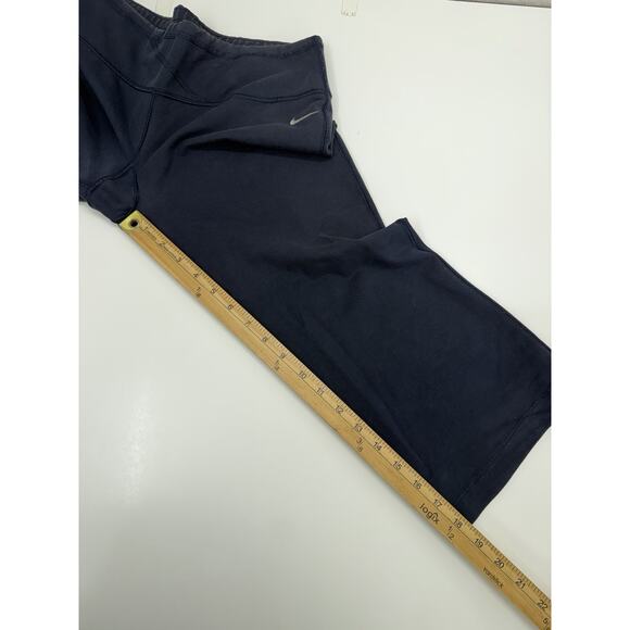 Nike Womens Capris Size Small Navy Blue Nike Sports Short Dry Fit - Picture 9 of 10
